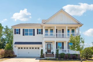 257 Pointe Park Circle, Holly Springs, NC 27540