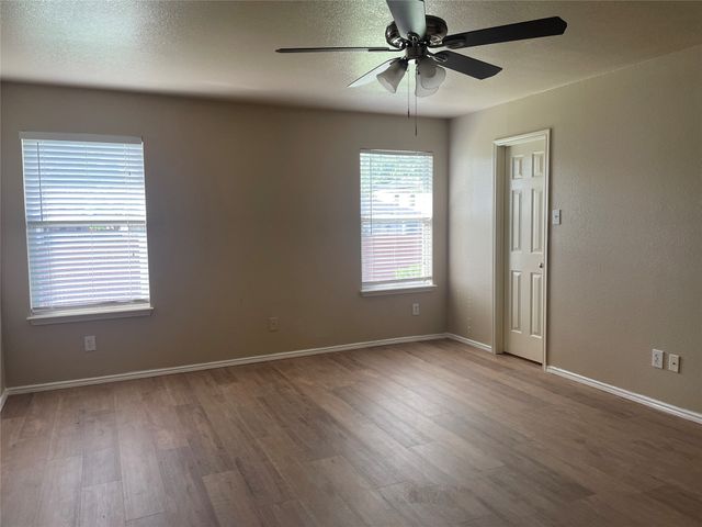 614 Rockbrook Drive, Forney, TX 75126