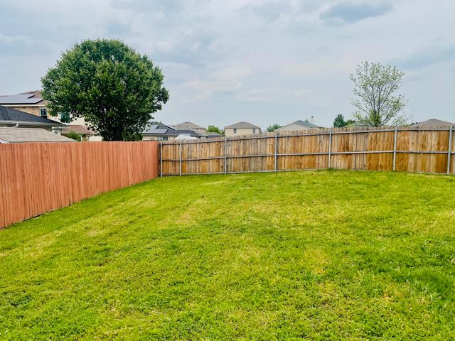 614 Rockbrook Drive, Forney, TX 75126