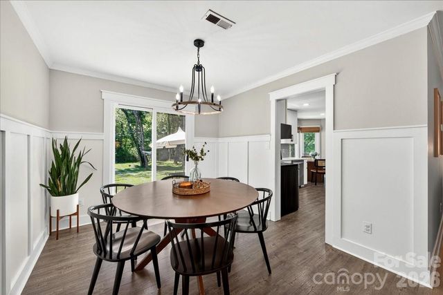 9018 Hunters Pointe Drive, Huntersville, NC 28078