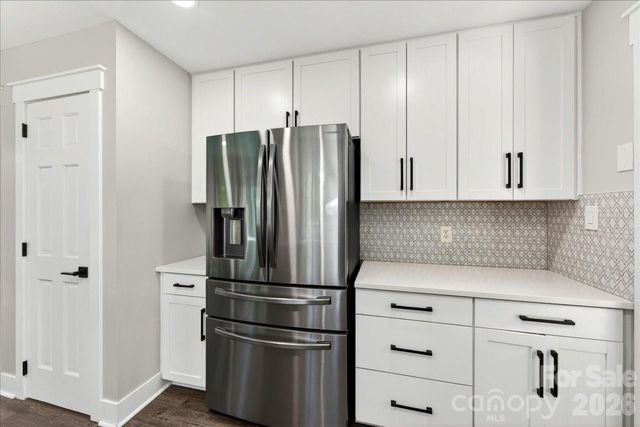 9018 Hunters Pointe Drive, Huntersville, NC 28078