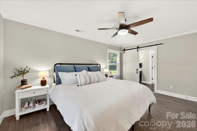 9018 Hunters Pointe Drive, Huntersville, NC 28078
