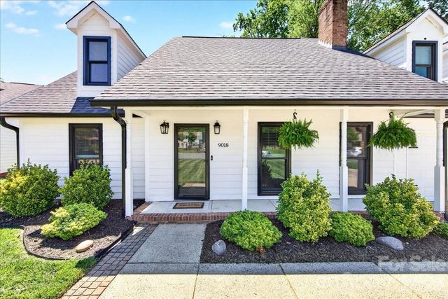 9018 Hunters Pointe Drive, Huntersville, NC 28078