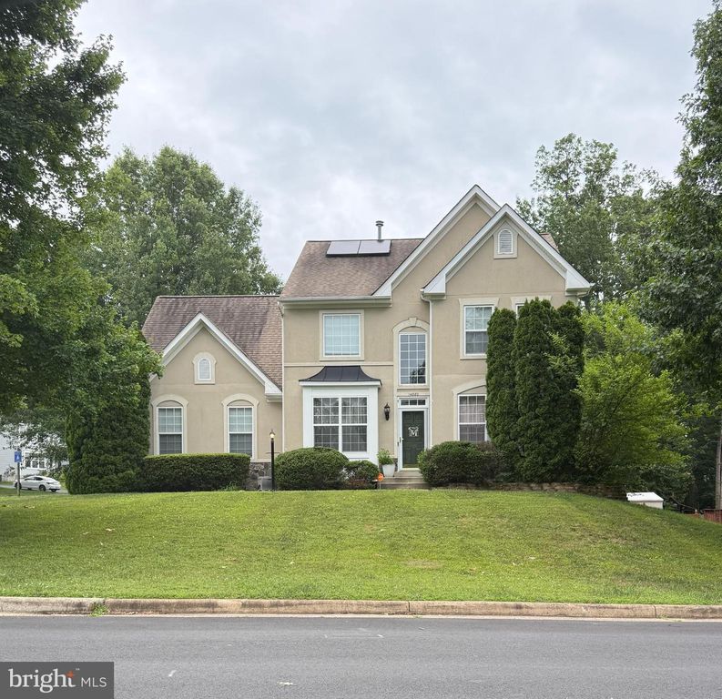 14880 GRASSY KNOLL CT, Woodbridge, VA 22193