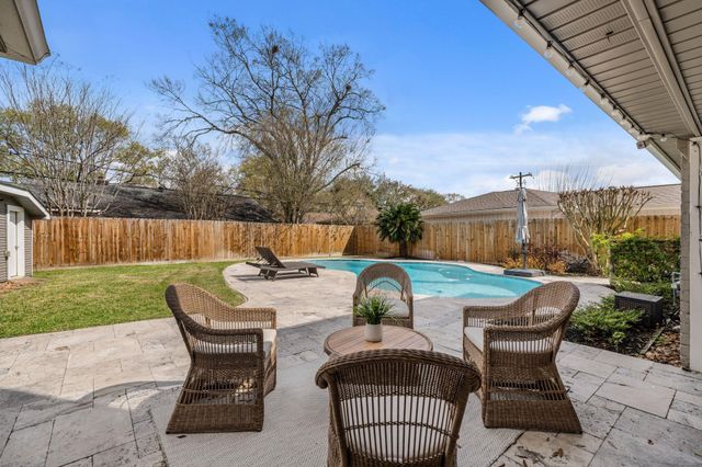 5614 Jason Street, Houston, TX 77096