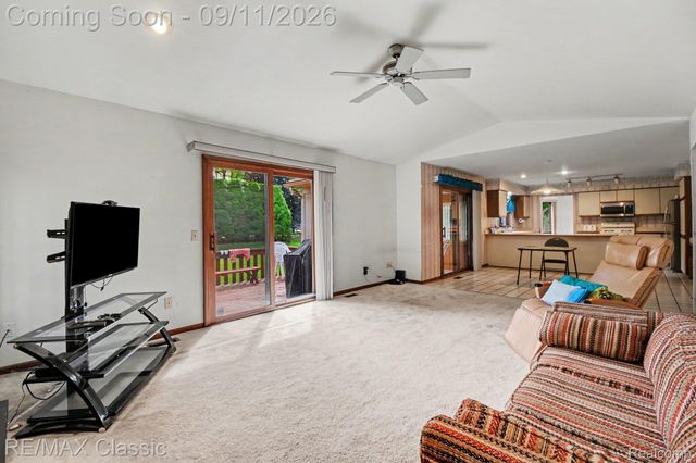 8651 Brazos Court, White Lake Charter Township, MI 48386