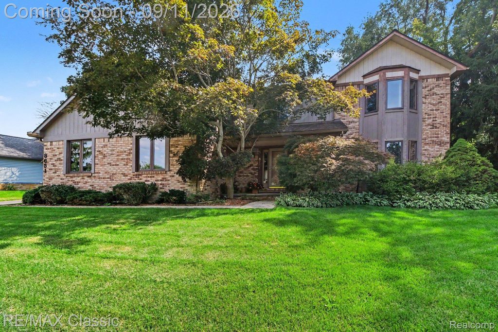 8651 Brazos Court, White Lake Charter Township, MI 48386