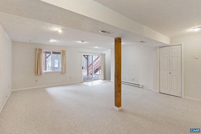 7 ENGLEWOOD DR, Palmyra, VA 22963