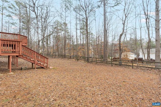 7 ENGLEWOOD DR, Palmyra, VA 22963