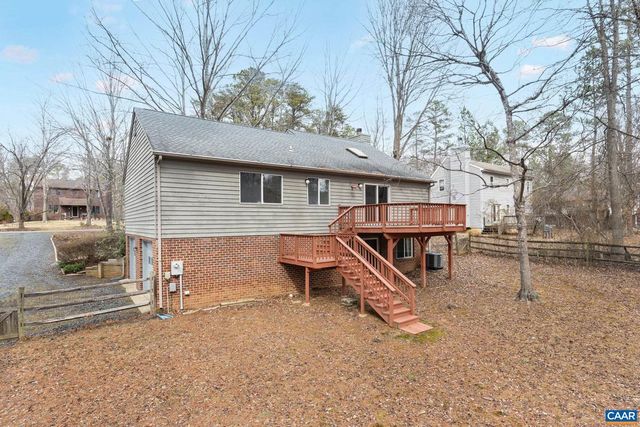 7 ENGLEWOOD DR, Palmyra, VA 22963