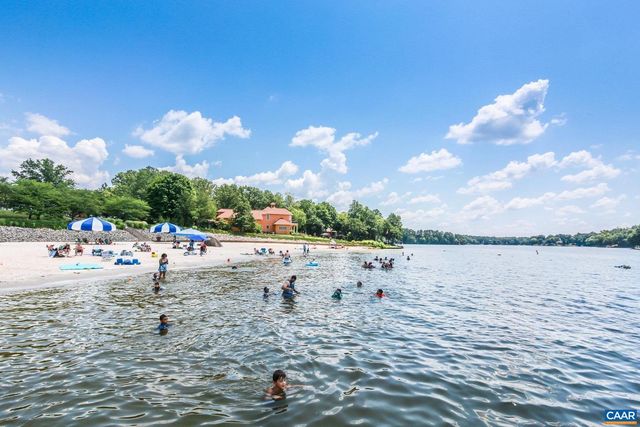 7 ENGLEWOOD DR, Palmyra, VA 22963