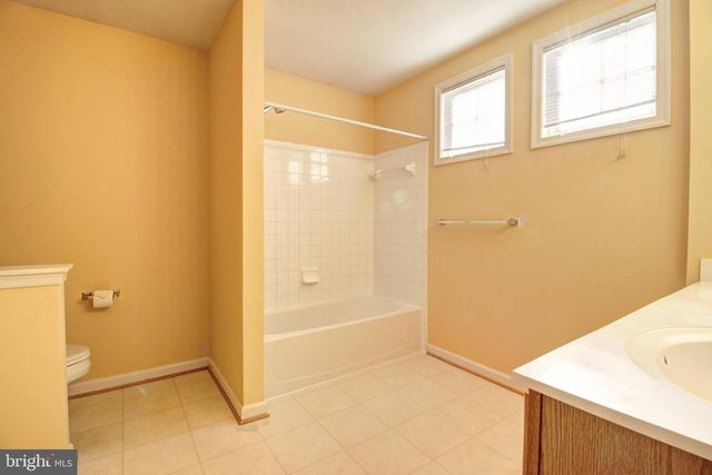 1828 WEYBRIDGE RD, Frederick, MD 21702