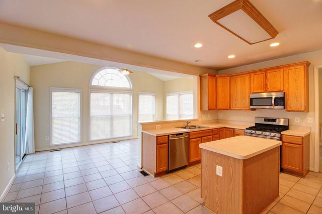 1828 WEYBRIDGE RD, Frederick, MD 21702