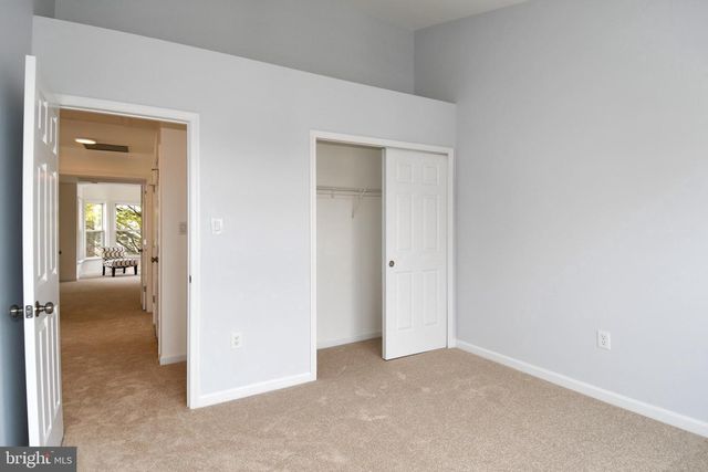 20630 MUDDY HARBOUR SQ, Sterling, VA 20165