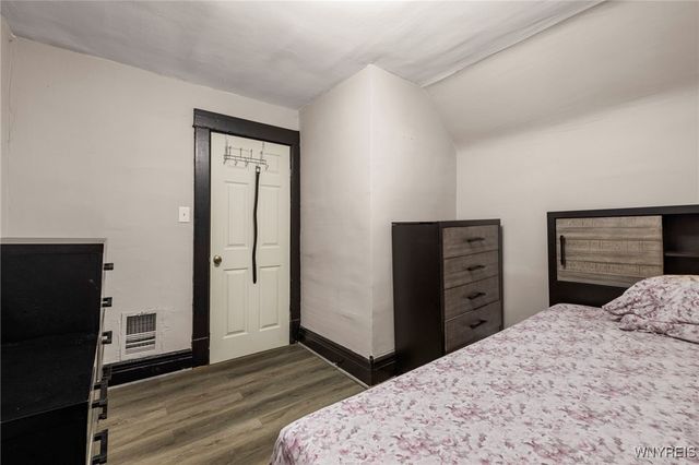 76 Erb Street, Buffalo, NY 14215