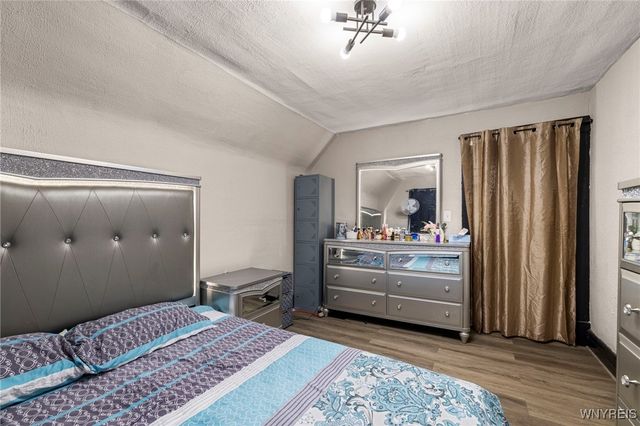 76 Erb Street, Buffalo, NY 14215