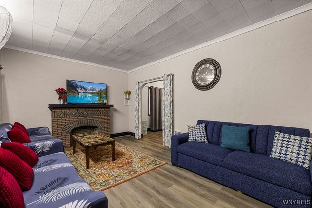 76 Erb Street, Buffalo, NY 14215