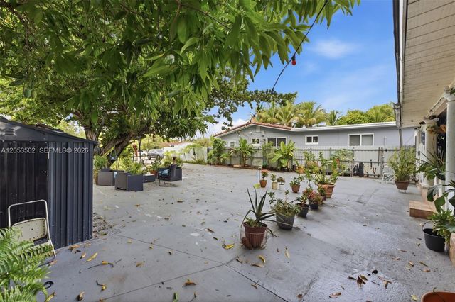 419 SE 3rd Street, Hialeah, FL 33010