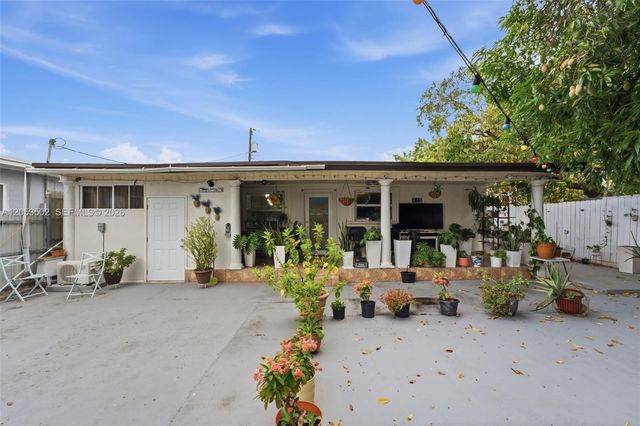 419 SE 3rd Street, Hialeah, FL 33010