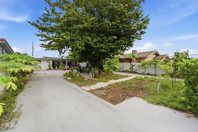 419 SE 3rd Street, Hialeah, FL 33010