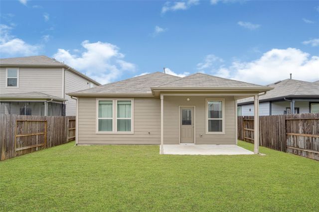 16535 Pine Arrow Drive, Conroe, TX 77302