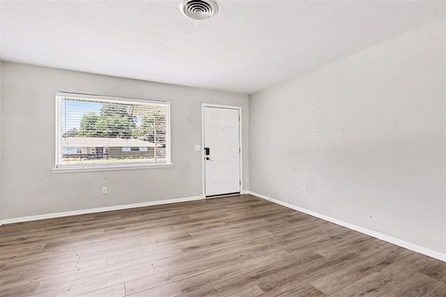 3320 Meadowbrook Drive, Oklahoma City, OK 73110