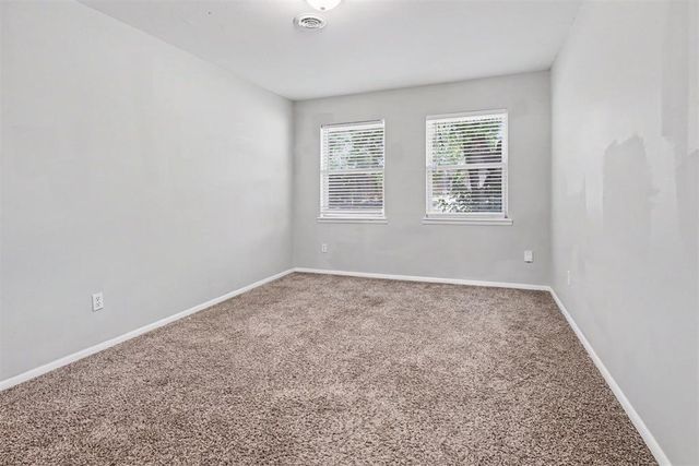3320 Meadowbrook Drive, Oklahoma City, OK 73110