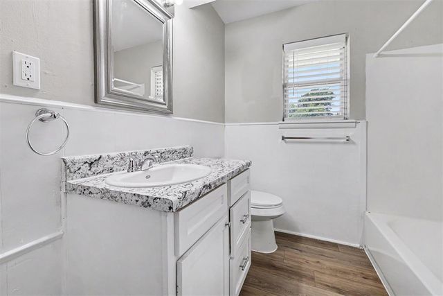 3320 Meadowbrook Drive, Oklahoma City, OK 73110