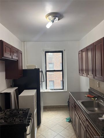 1177 Anderson Avenue 3B, Bronx, NY 10452