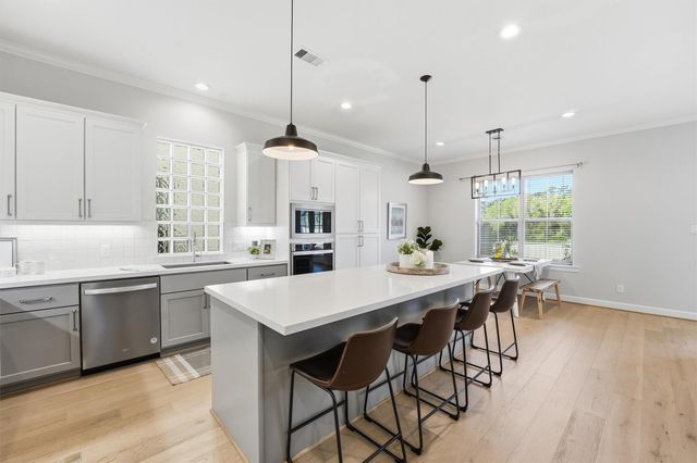 25234 Calhoun Creek Drive, The Woodlands, TX 77380