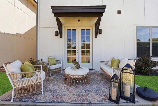 25234 Calhoun Creek Drive, The Woodlands, TX 77380