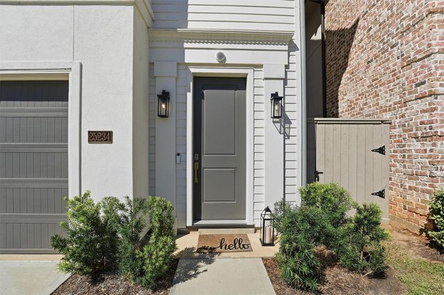 25234 Calhoun Creek Drive, The Woodlands, TX 77380