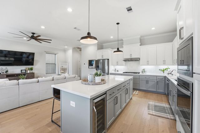 25234 Calhoun Creek Drive, The Woodlands, TX 77380