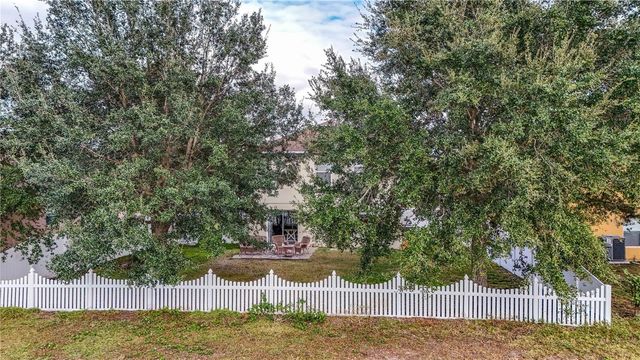 1777 STRATHMORE CIRCLE, Mount Dora, FL 32757