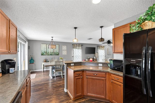 1777 STRATHMORE CIRCLE, Mount Dora, FL 32757