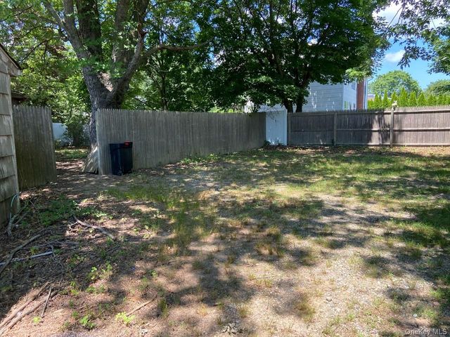 18 Joyce Drive, Riverhead, NY 11901