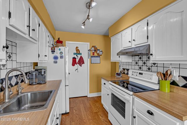 58 Amy Court 1604, Brick, NJ 08724