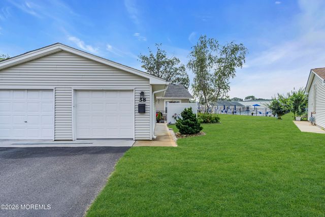 58 Amy Court 1604, Brick, NJ 08724