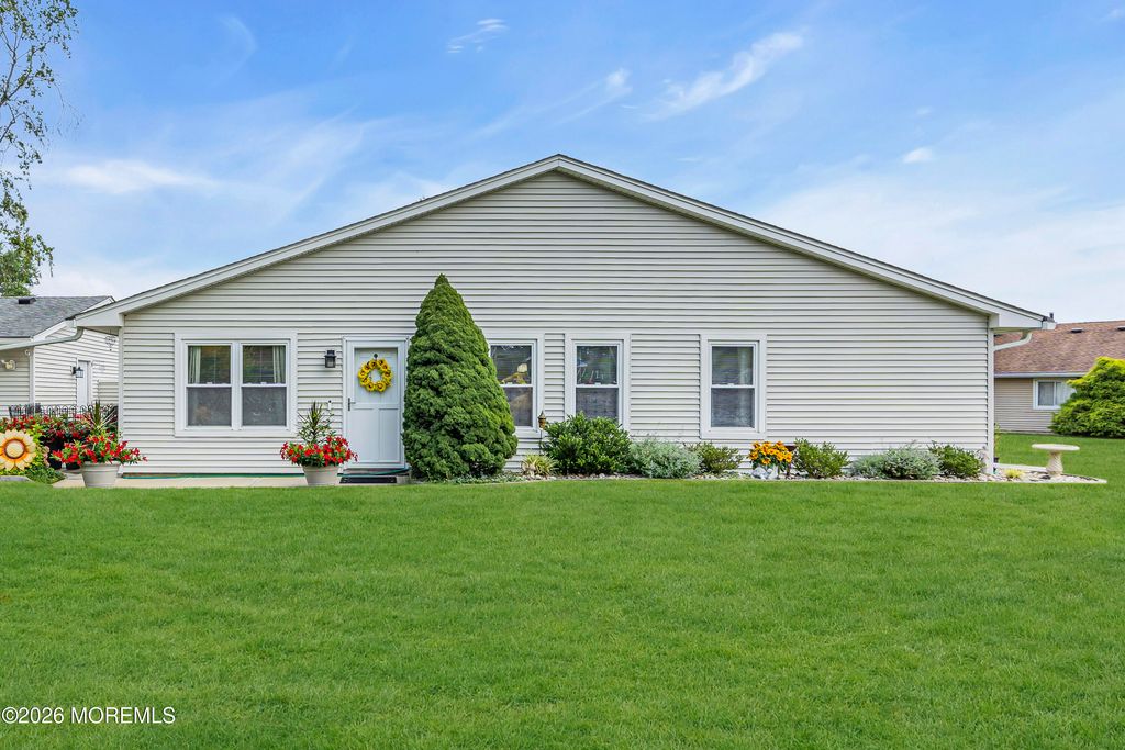 58 Amy Court 1604, Brick, NJ 08724