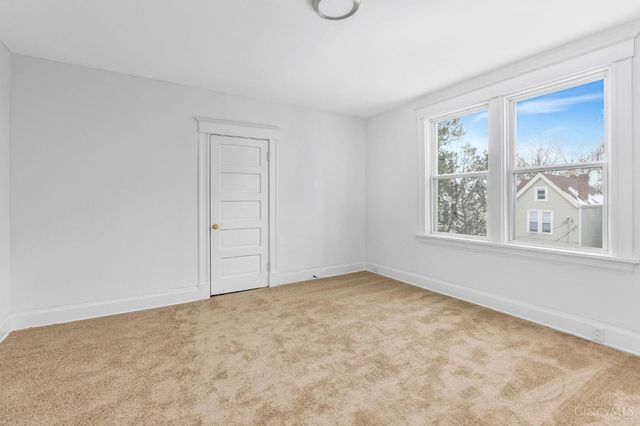 3136 Harvard Avenue, Cincinnati, OH 45207