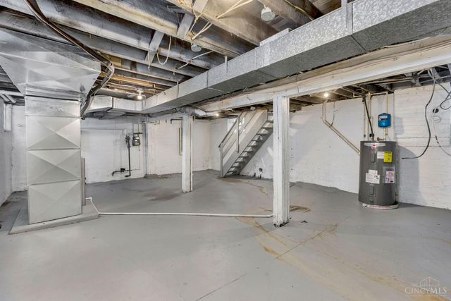 3136 Harvard Avenue, Cincinnati, OH 45207