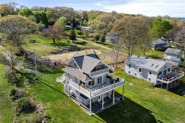 011 First Street, Portsmouth, RI 02872