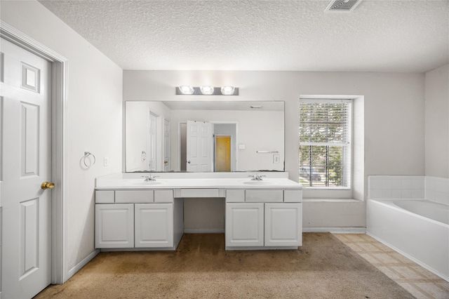 17818 Juniper Green Trail, Humble, TX 77346