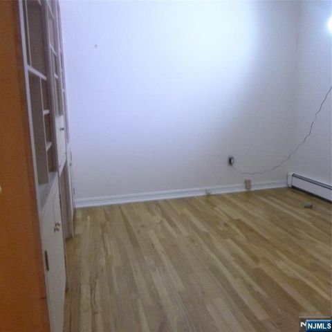 407 Lafayette Avenue, Westwood, NJ 07675