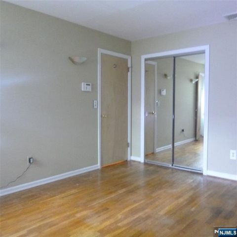 407 Lafayette Avenue, Westwood, NJ 07675