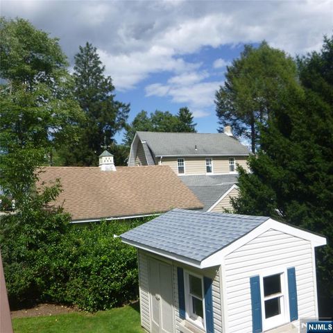 407 Lafayette Avenue, Westwood, NJ 07675