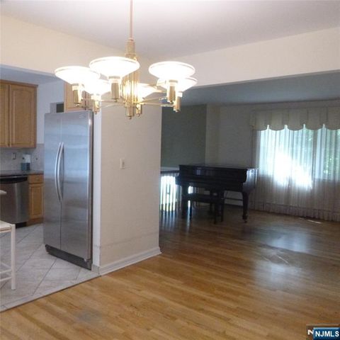 407 Lafayette Avenue, Westwood, NJ 07675