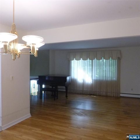 407 Lafayette Avenue, Westwood, NJ 07675