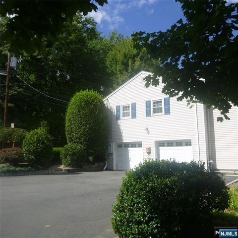 407 Lafayette Avenue, Westwood, NJ 07675