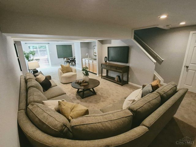6369 Hedgerow Drive, West Chester, OH 45069